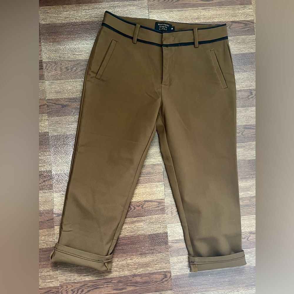 MISS DAISY Design by KOREA Brown Cropped Pants Size M Office Academia Basics - Picture 2 of 11